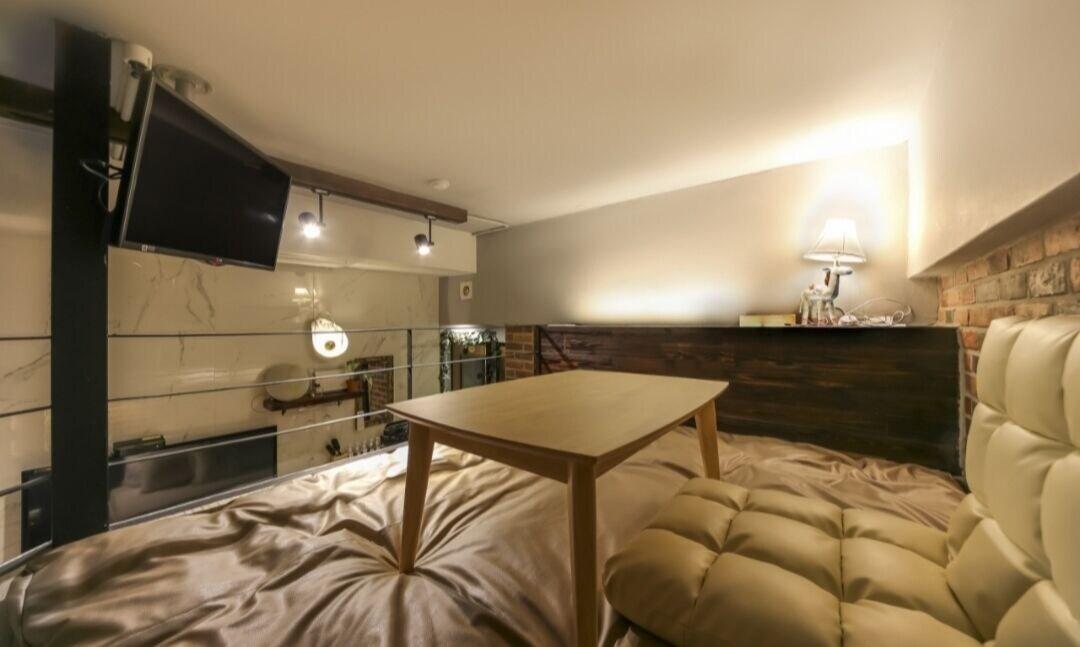 February Hotel Hwanggeum Тегу Екстер'єр фото