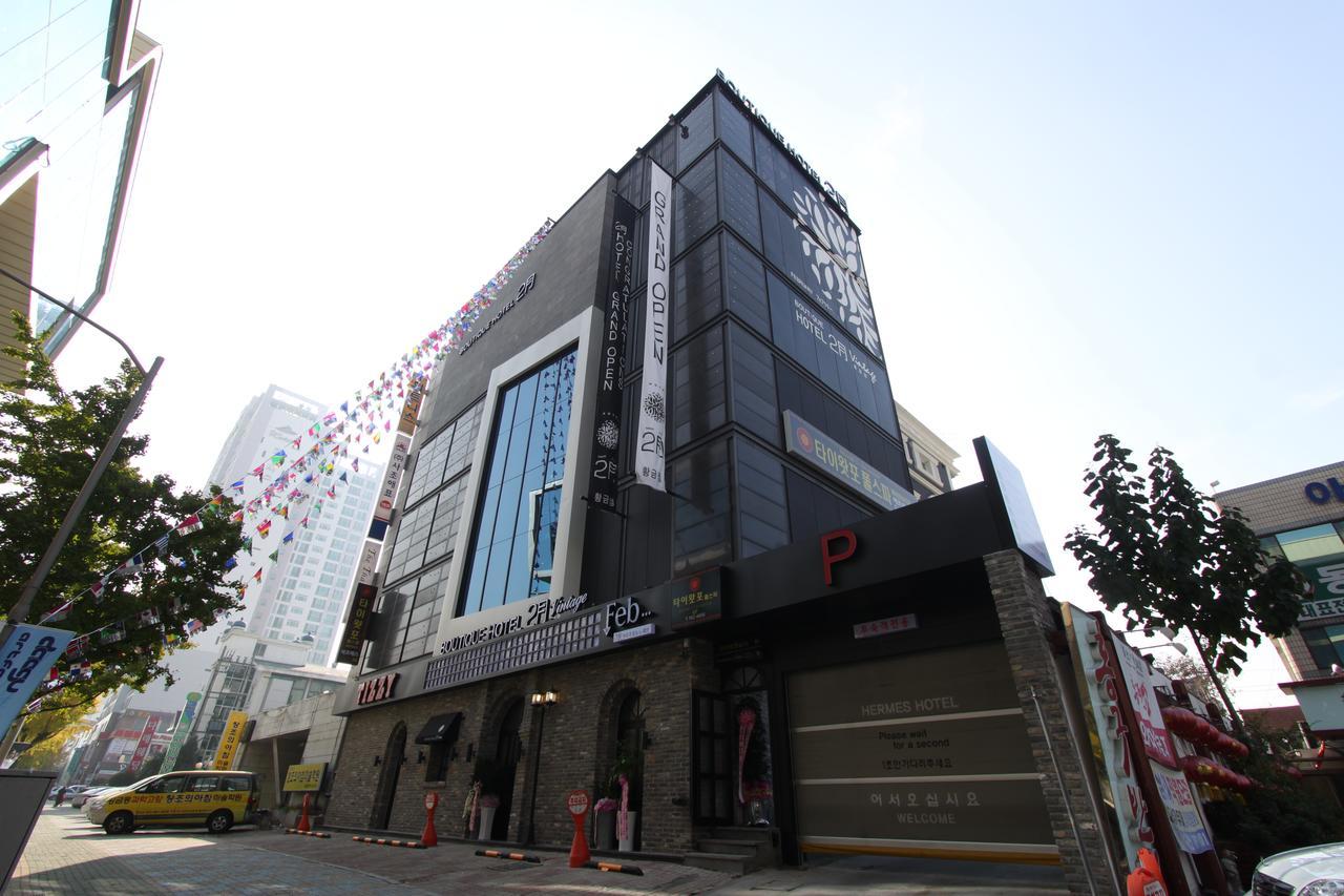 February Hotel Hwanggeum Тегу Екстер'єр фото