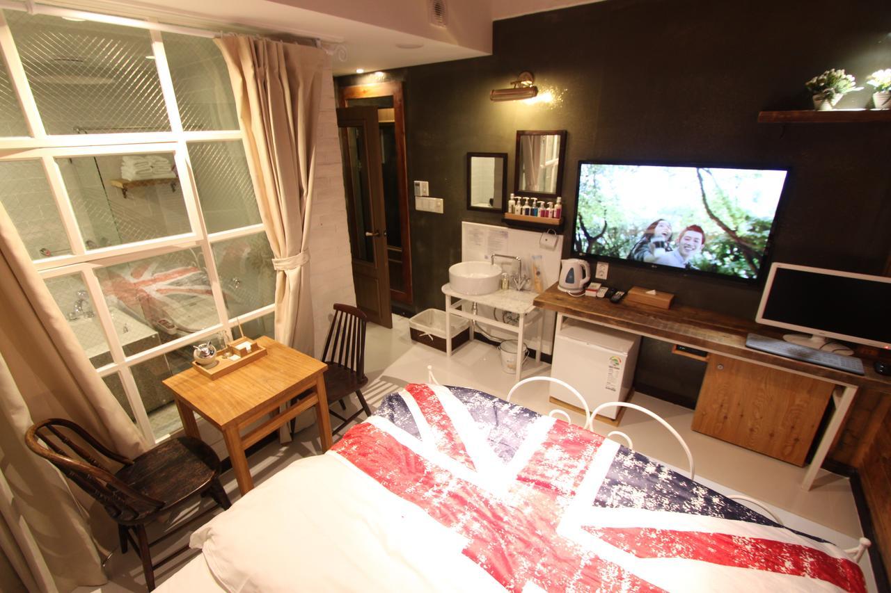 February Hotel Hwanggeum Тегу Екстер'єр фото