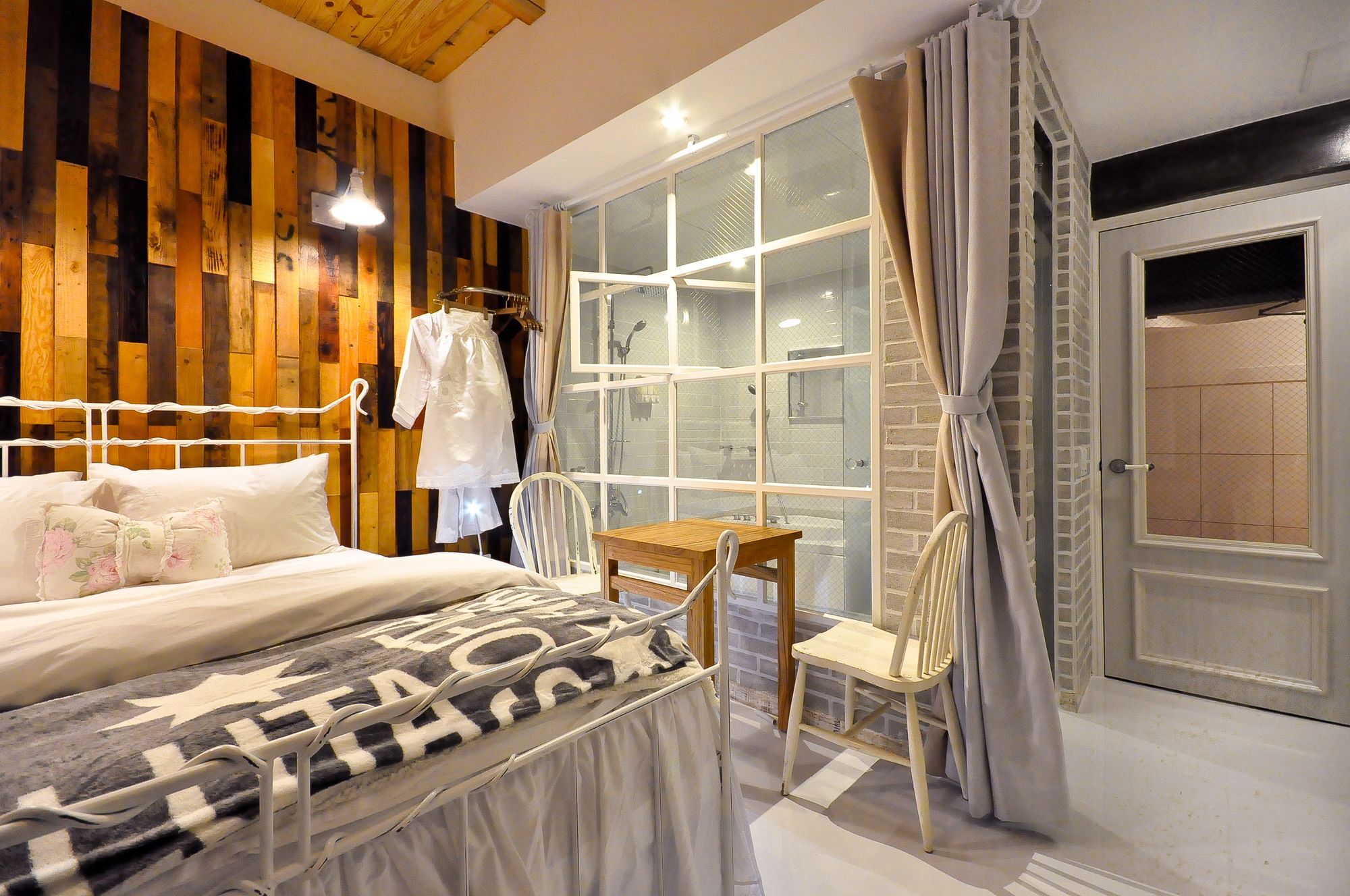 February Hotel Hwanggeum Тегу Екстер'єр фото